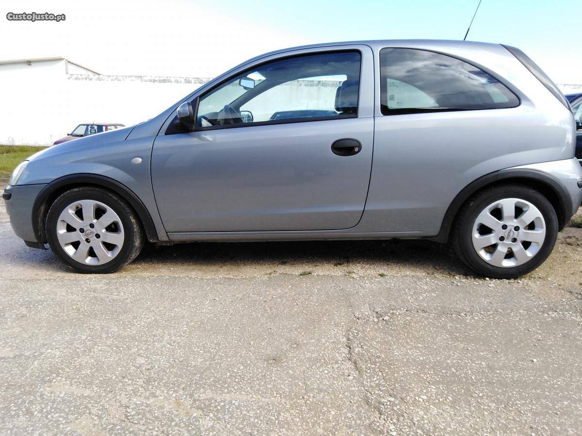 Opel Corsa Sport Dezembro/03 - à venda - Comerciais / Van,