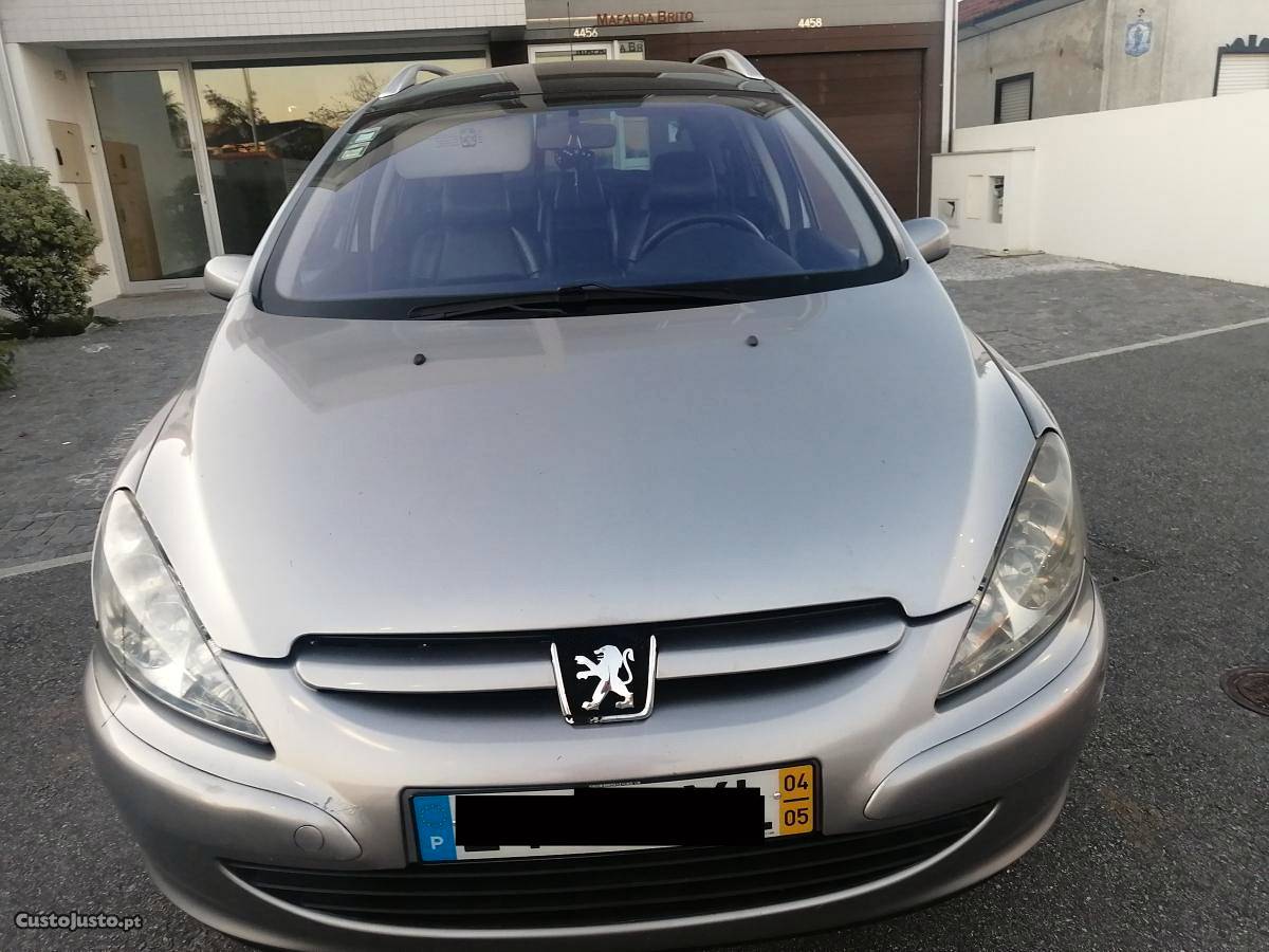 Peugeot  HDI 110CV 7 lug. Julho/04 - à venda -