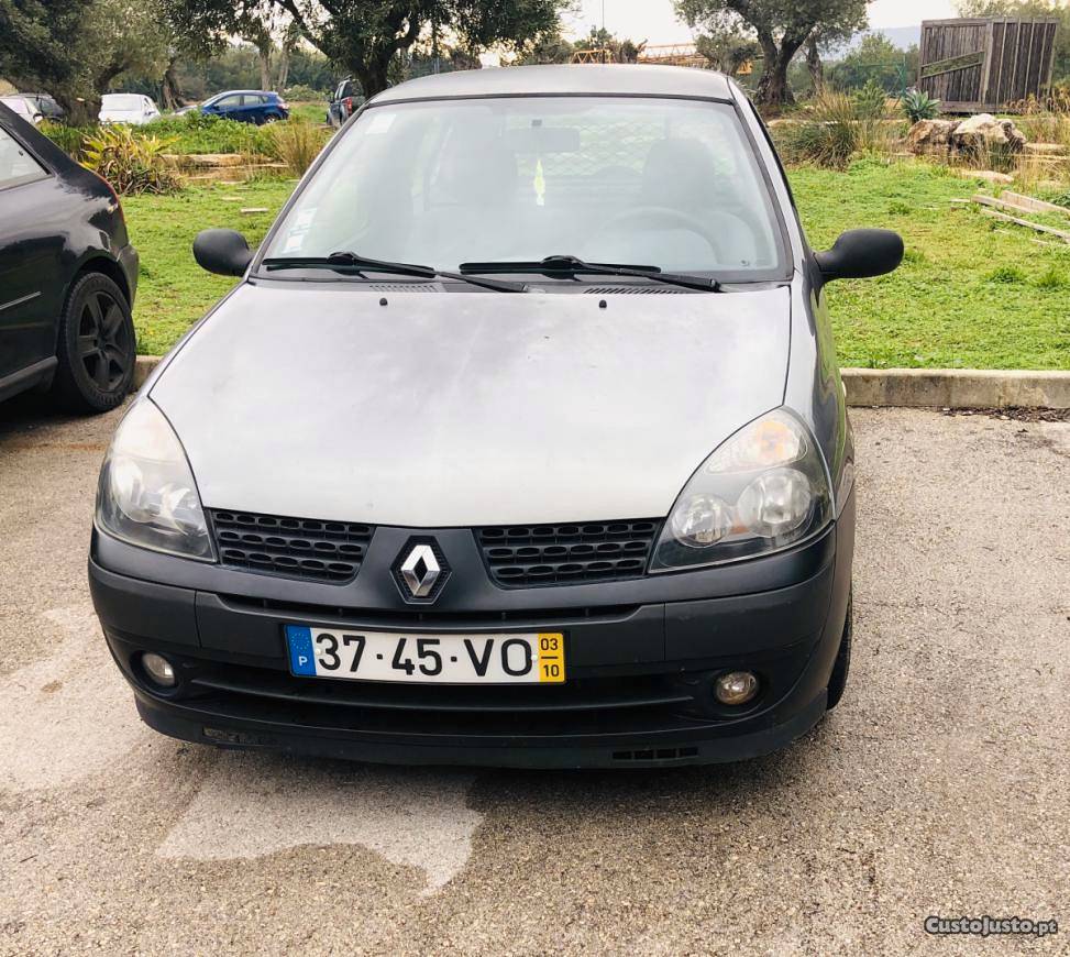 Renault Clio 1.5 dci 64cv Março/03 - à venda - Comerciais