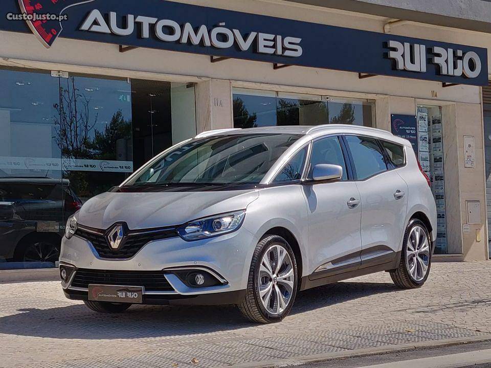 Renault Grand Scénic Intense 1.5 DCi Ener Novembro/17 - à