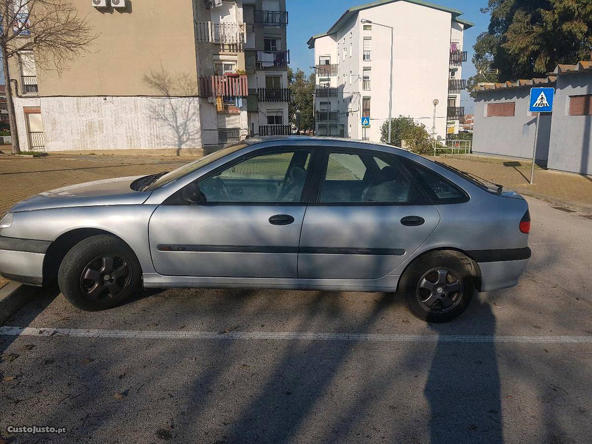 Renault Laguna 1.8 Julho/94 - à venda - Ligeiros