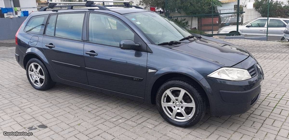 Renault Mégane 1.5 dci Fevereiro/05 - à venda - Ligeiros