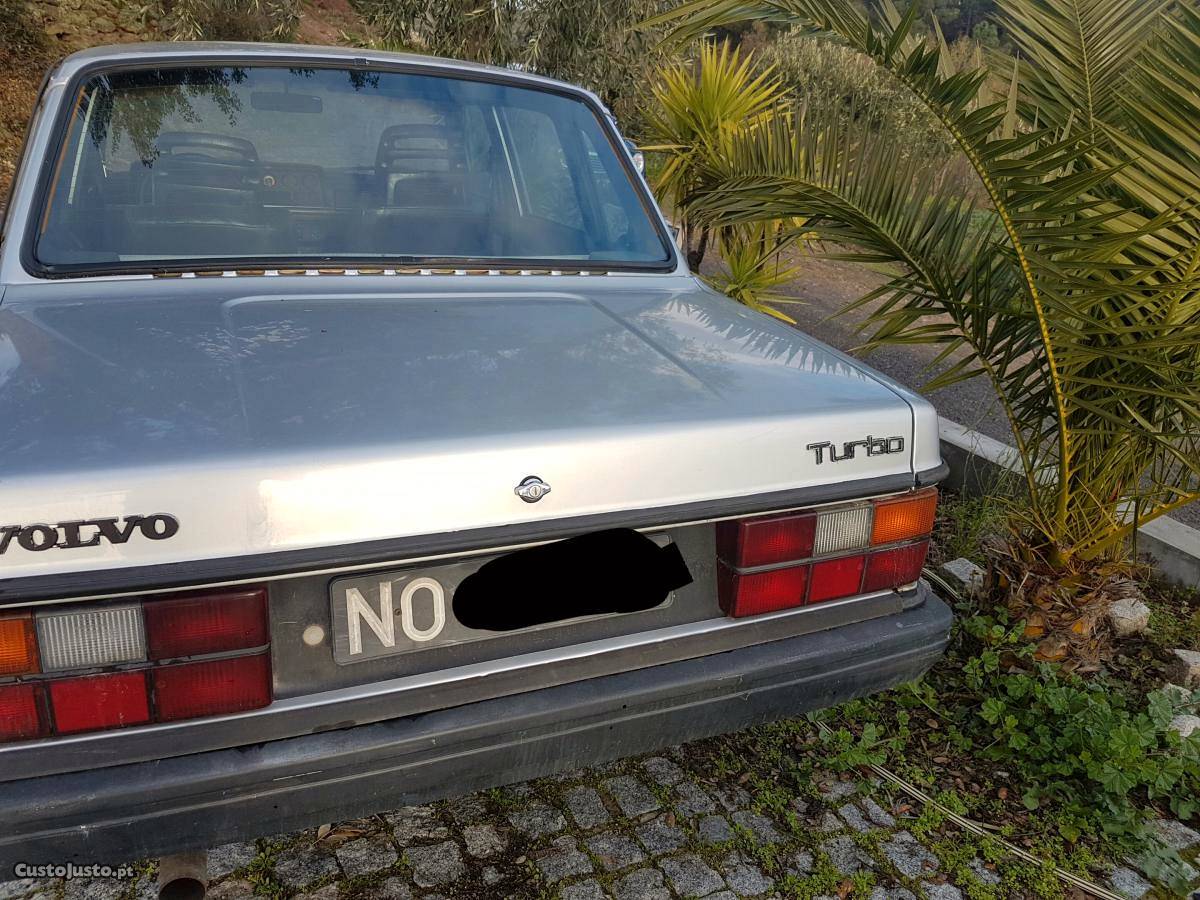 Volvo 244 Turbo overdrive Dezembro/82 - à venda -