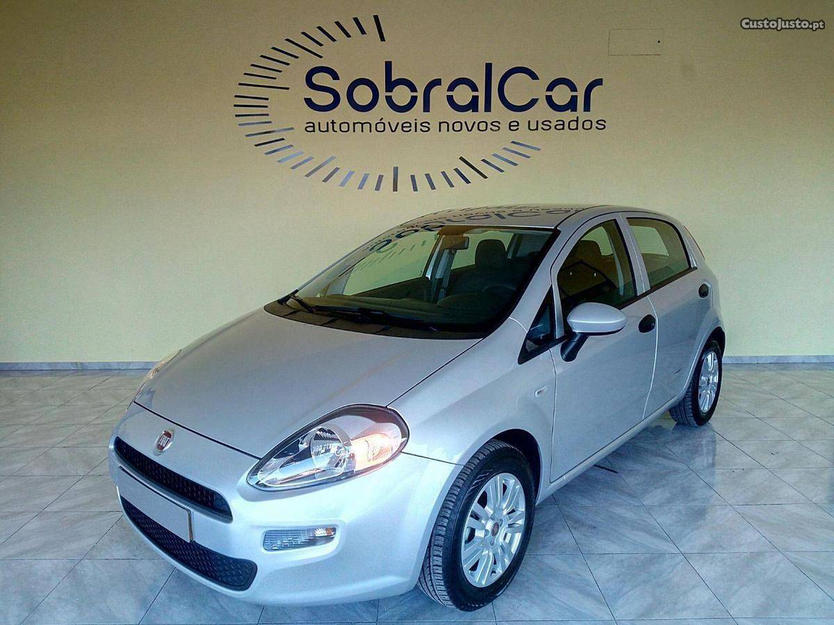 Fiat Punto 1.2 Lounge S&S Maio/17 - à venda - Ligeiros