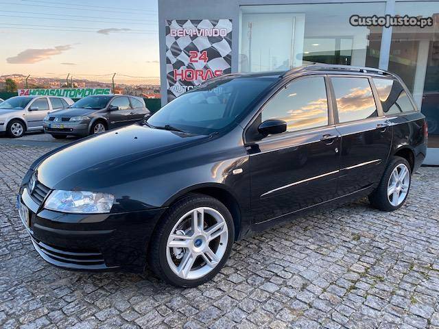 Fiat Stilo 1.6SW 16v Nac 103cv Março/04 - à venda -