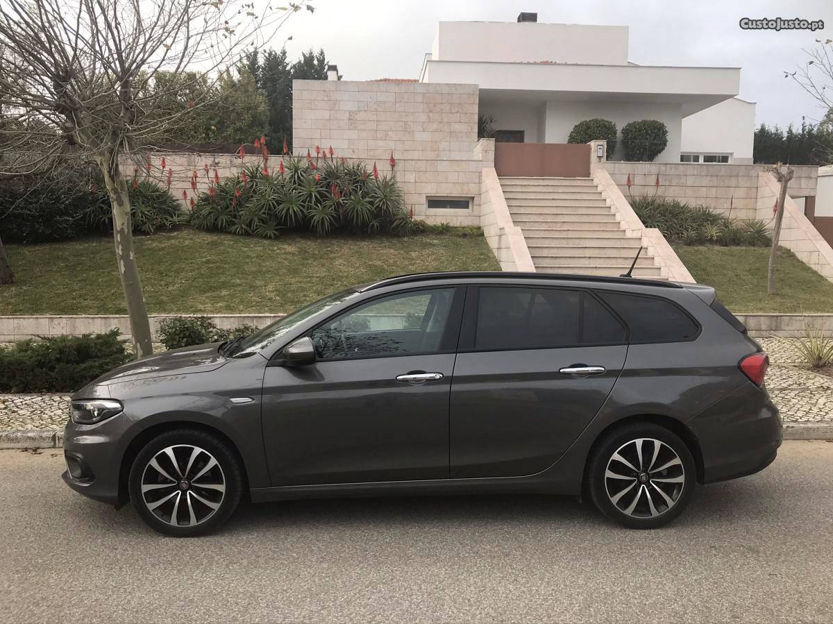 Fiat Tipo Como/nova Outubro/17 - à venda - Ligeiros