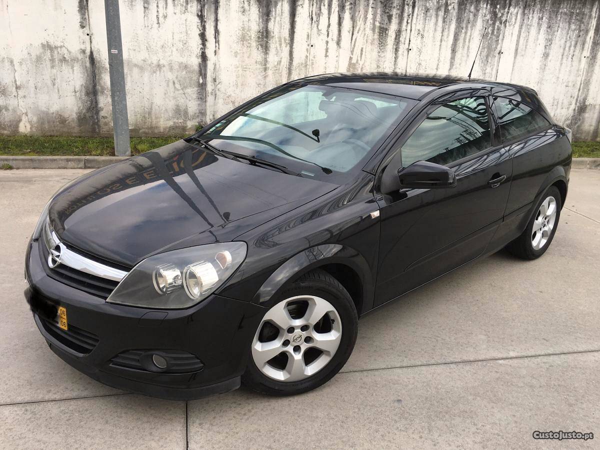 Opel Astra GTC diesel 5lug  Junho/06 - à venda -