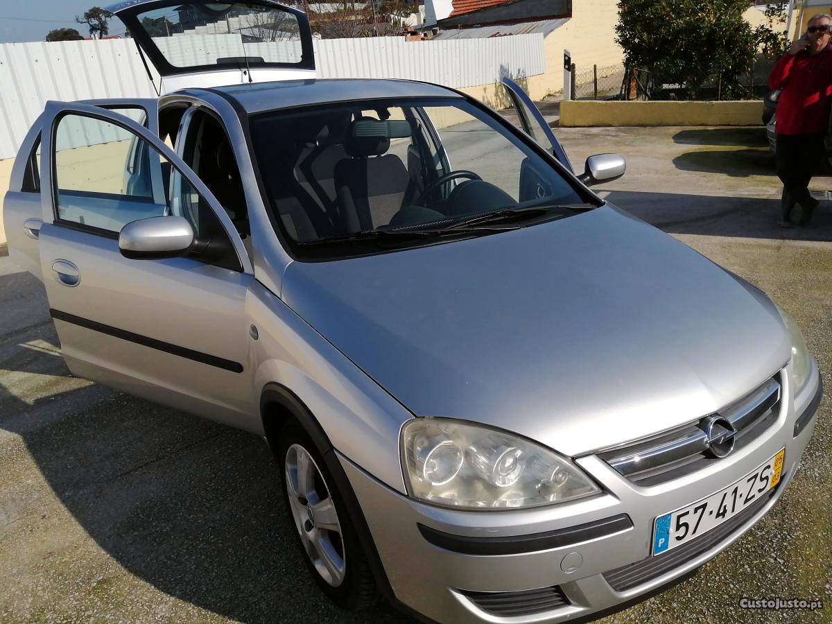 Opel Corsa Dj _11 Março/05 - à venda - Ligeiros