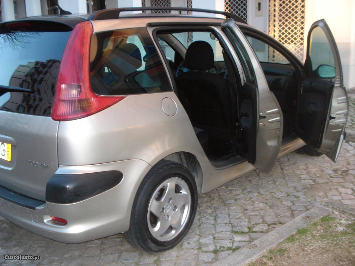 Peugeot 206 Carrinha Dezembro/04 - à venda - Ligeiros