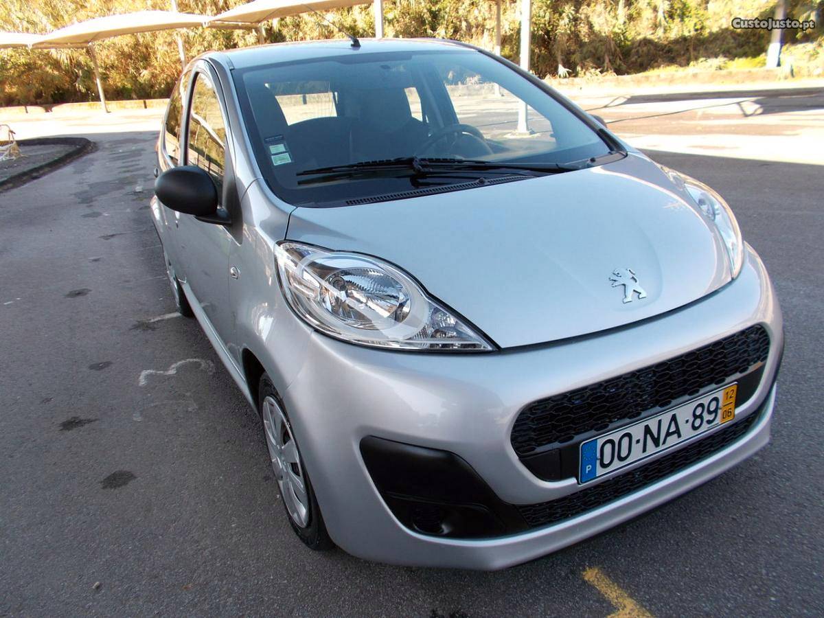 Peugeot V Motor TOYOTA Junho/12 - à venda -