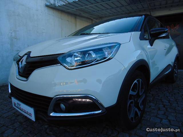 Renault Captur  DCI Exclusive Outubro/14 - à venda -