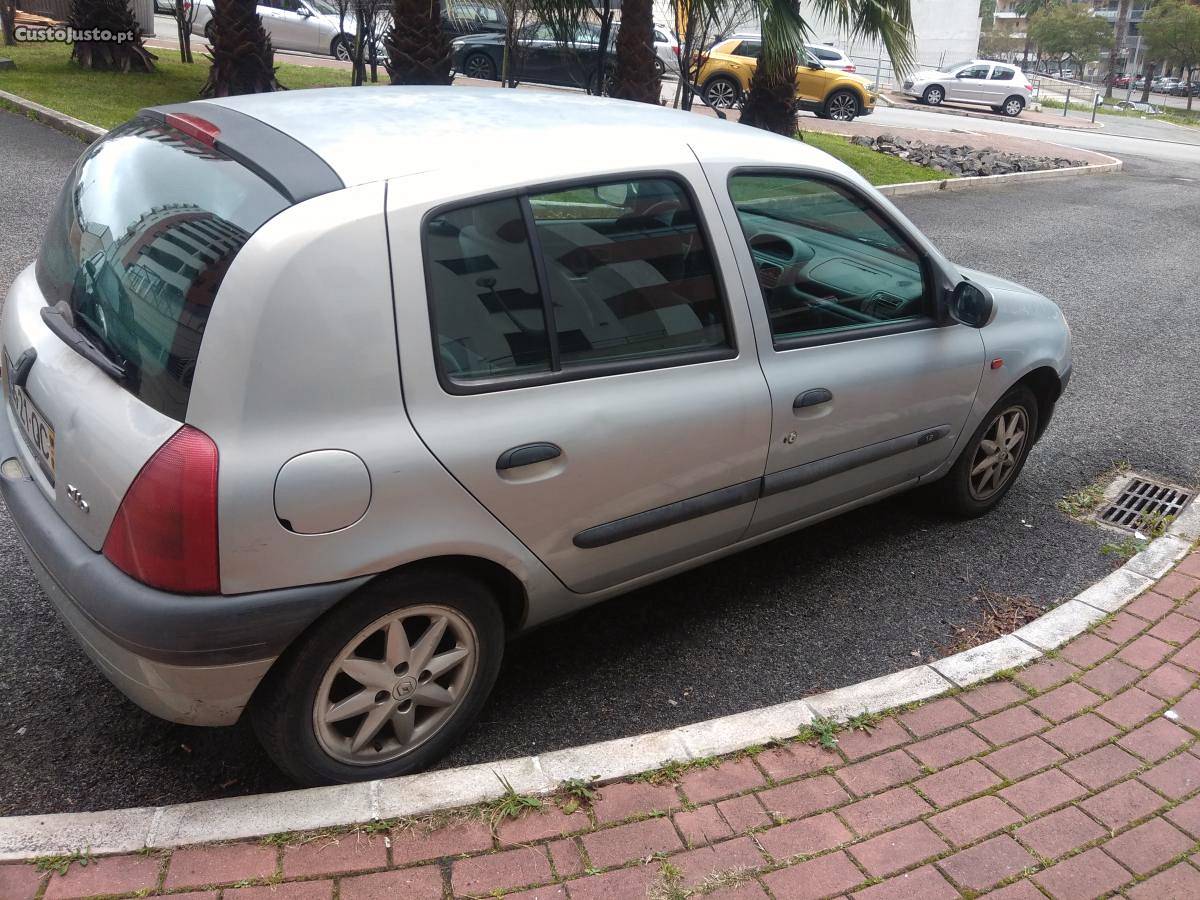 Renault Clio Rxe Agosto/00 - à venda - Ligeiros