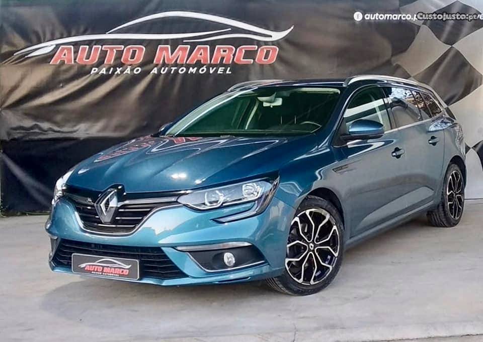 Renault Mégane Zen Dezembro/16 - à venda - Ligeiros