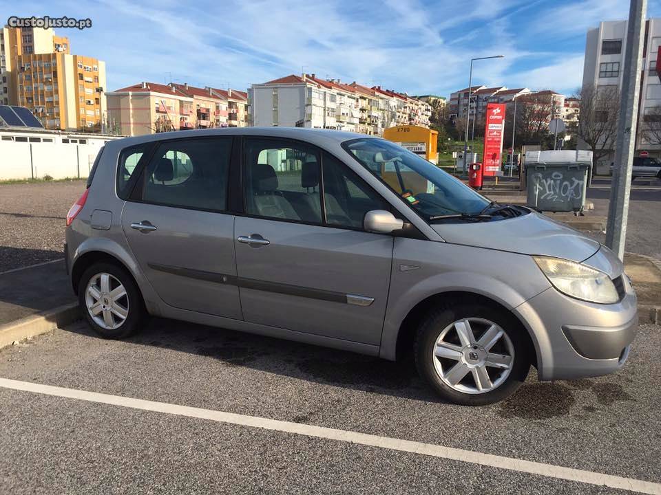 Renault Scénic 1.5 DCI DYNAMIQUE Dezembro/04 - à venda -