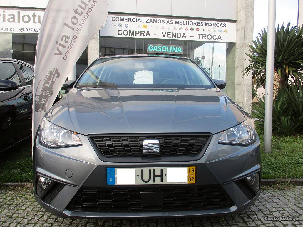 Seat Ibiza 1.0 Reference Fevereiro/18 - à venda - Ligeiros