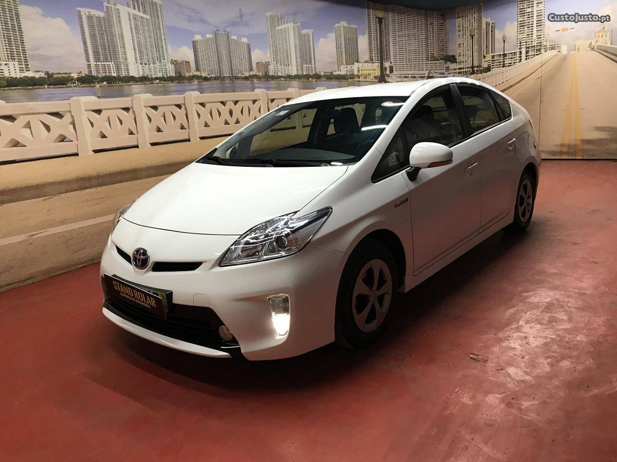 Toyota Prius hibrido +Gás Natural Julho/14 - à venda -