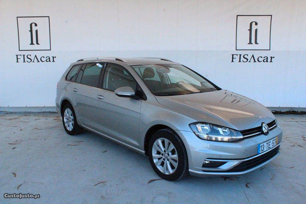 VW Golf Variant 1.6 TDI 115c Junho/17 - à venda - Ligeiros