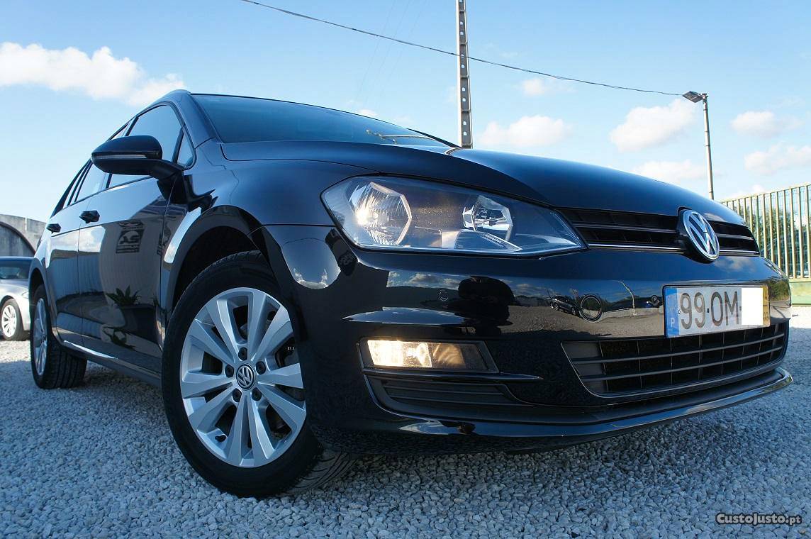 VW Golf Variant 1.6TDi Março/14 - à venda - Ligeiros