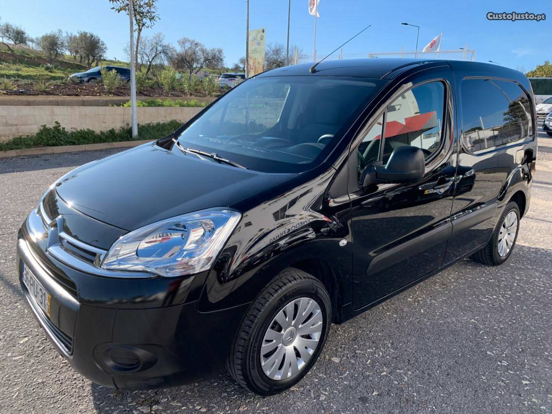 Citroën Berlingo 1.6 HDI 3-Lugares Abril/15 - à venda -