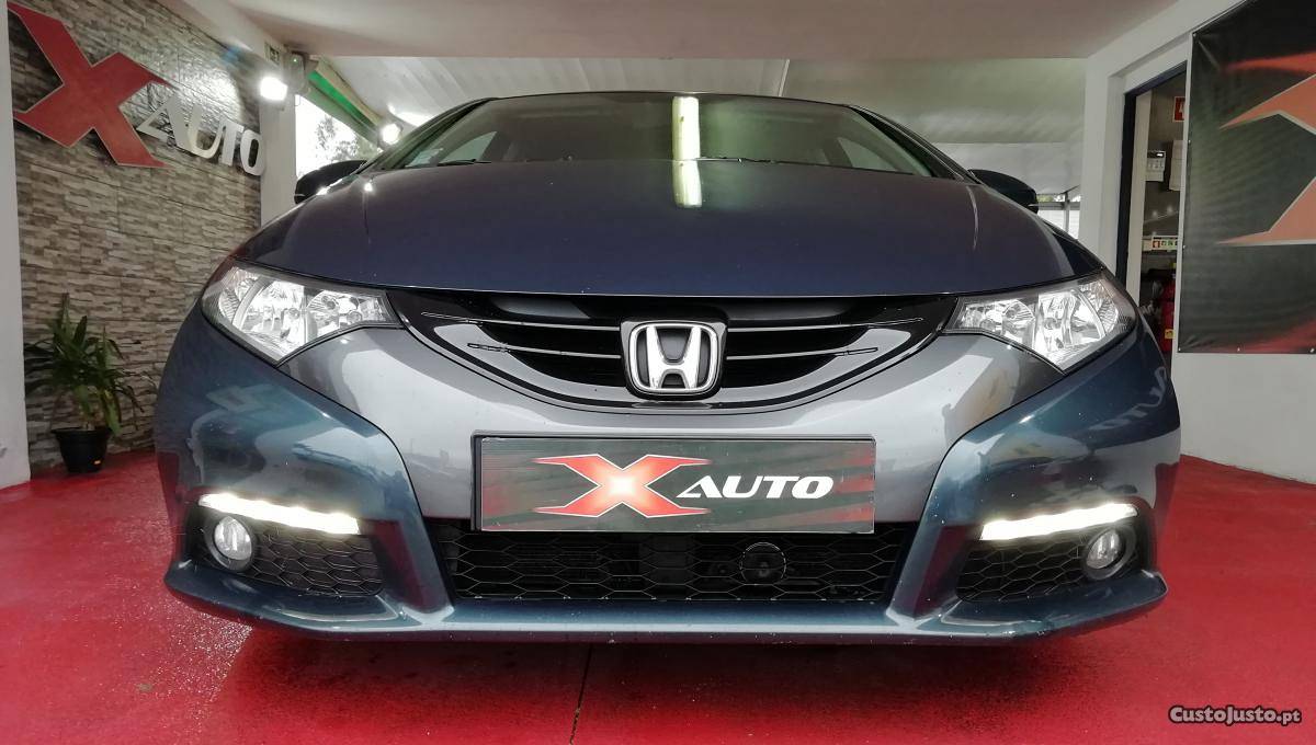 Honda Civic 1.6i-DTEC sport Junho/13 - à venda - Ligeiros