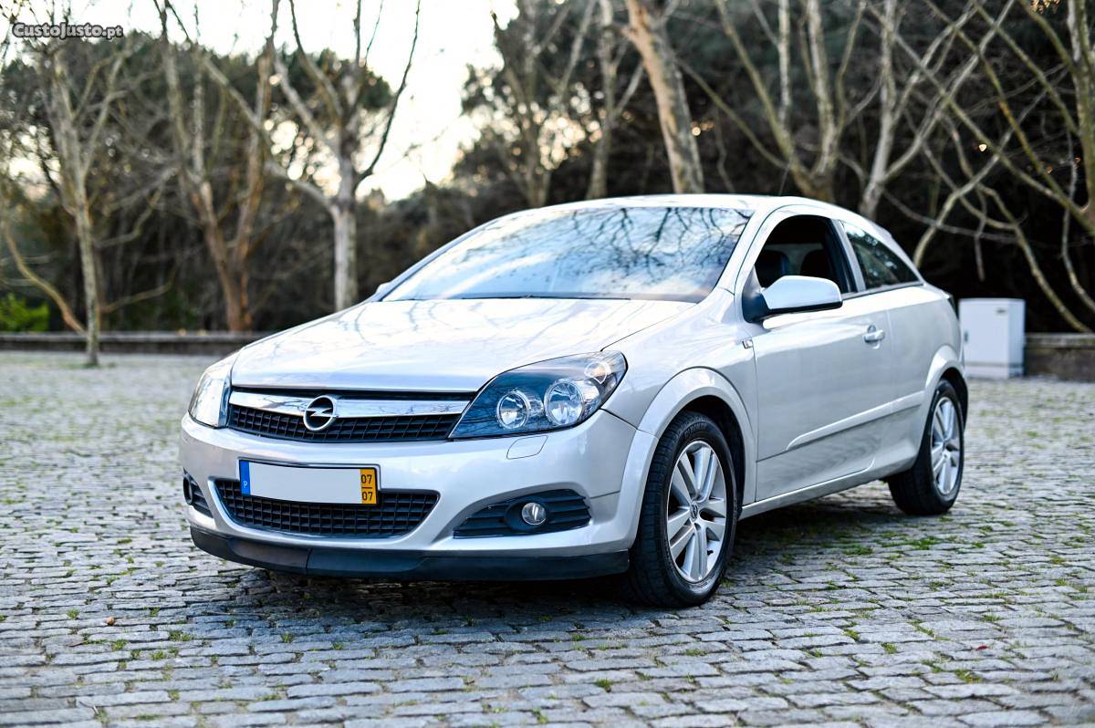 Opel Astra GTC 1.3 CDTI 170 mil Julho/07 - à venda -