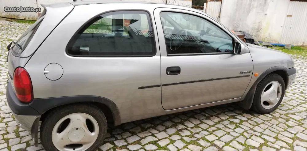 Opel Corsa B Março/96 - à venda - Ligeiros Passageiros,