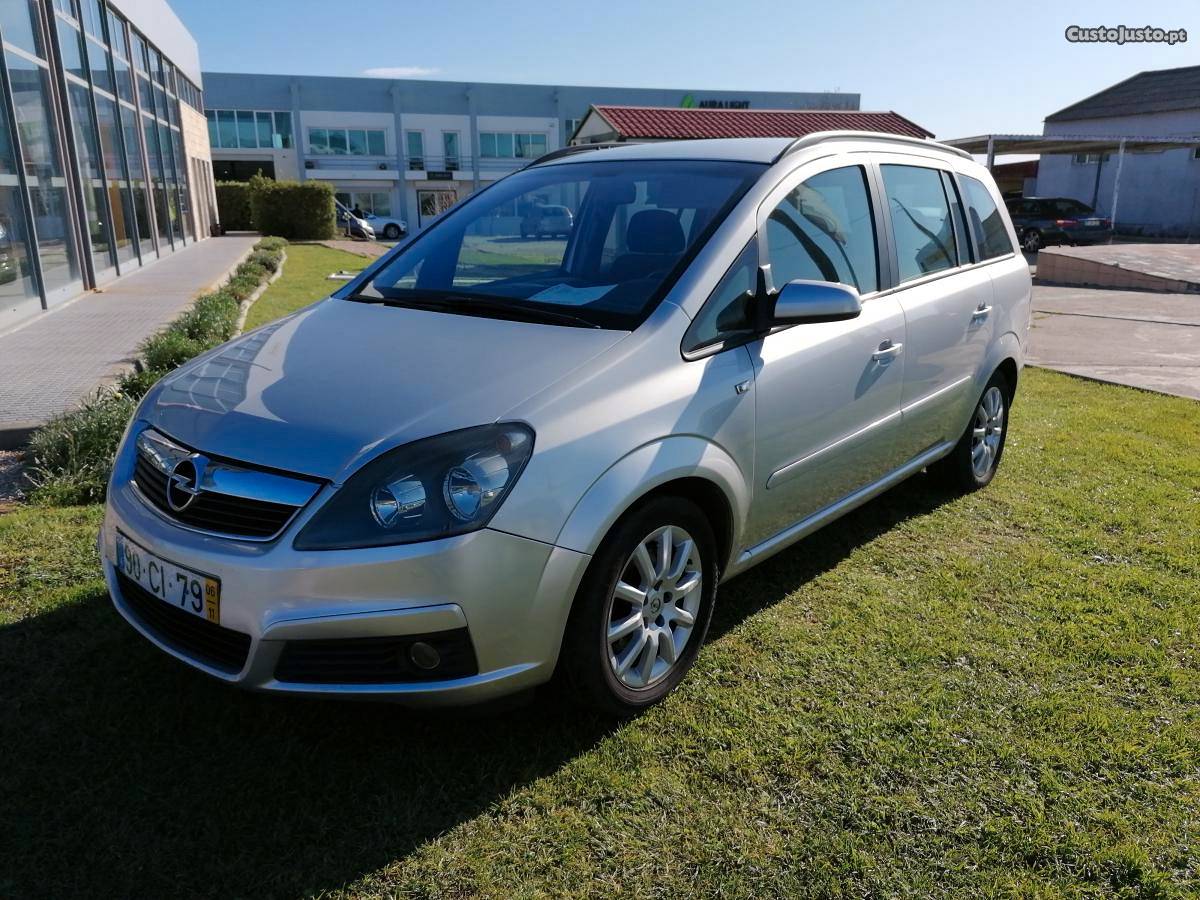Opel Zafira 1.9 cdti Enjoy Novembro/06 - à venda -