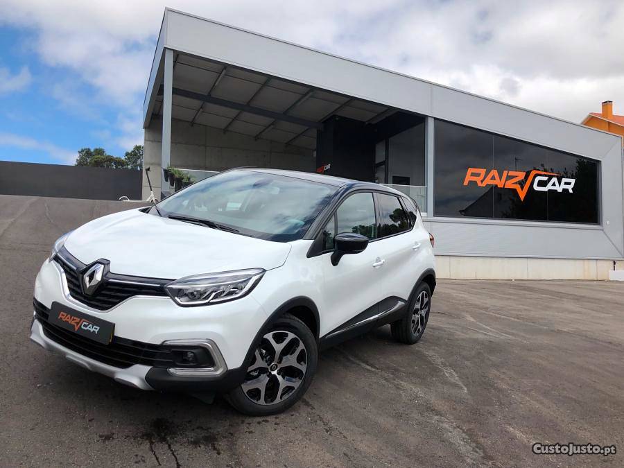 Renault Captur EXCLUSIVE BICOLOR + GPS Janeiro/19 - à venda