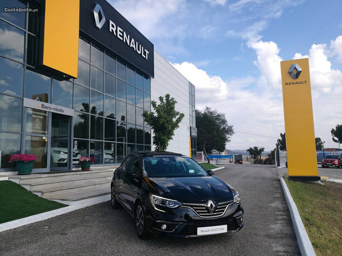 Renault Mégane RENAULT MEGANE BOSE Novembro/17 - à venda -