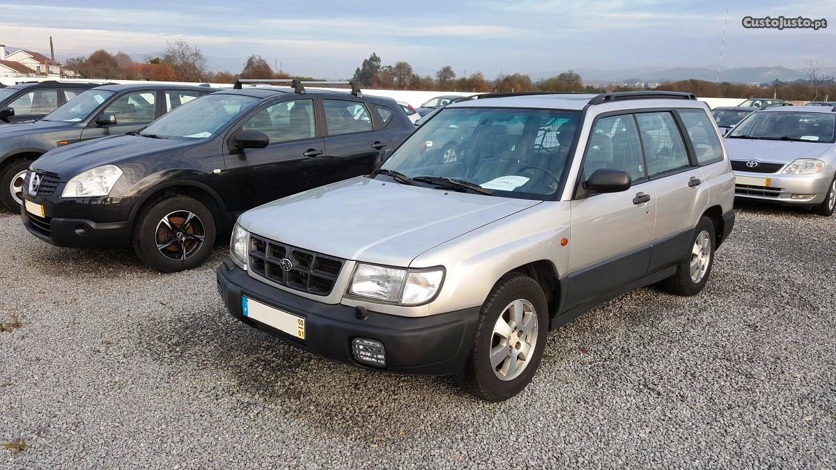 Subaru Forester 2.0 Janeiro/00 - à venda - Pick-up/