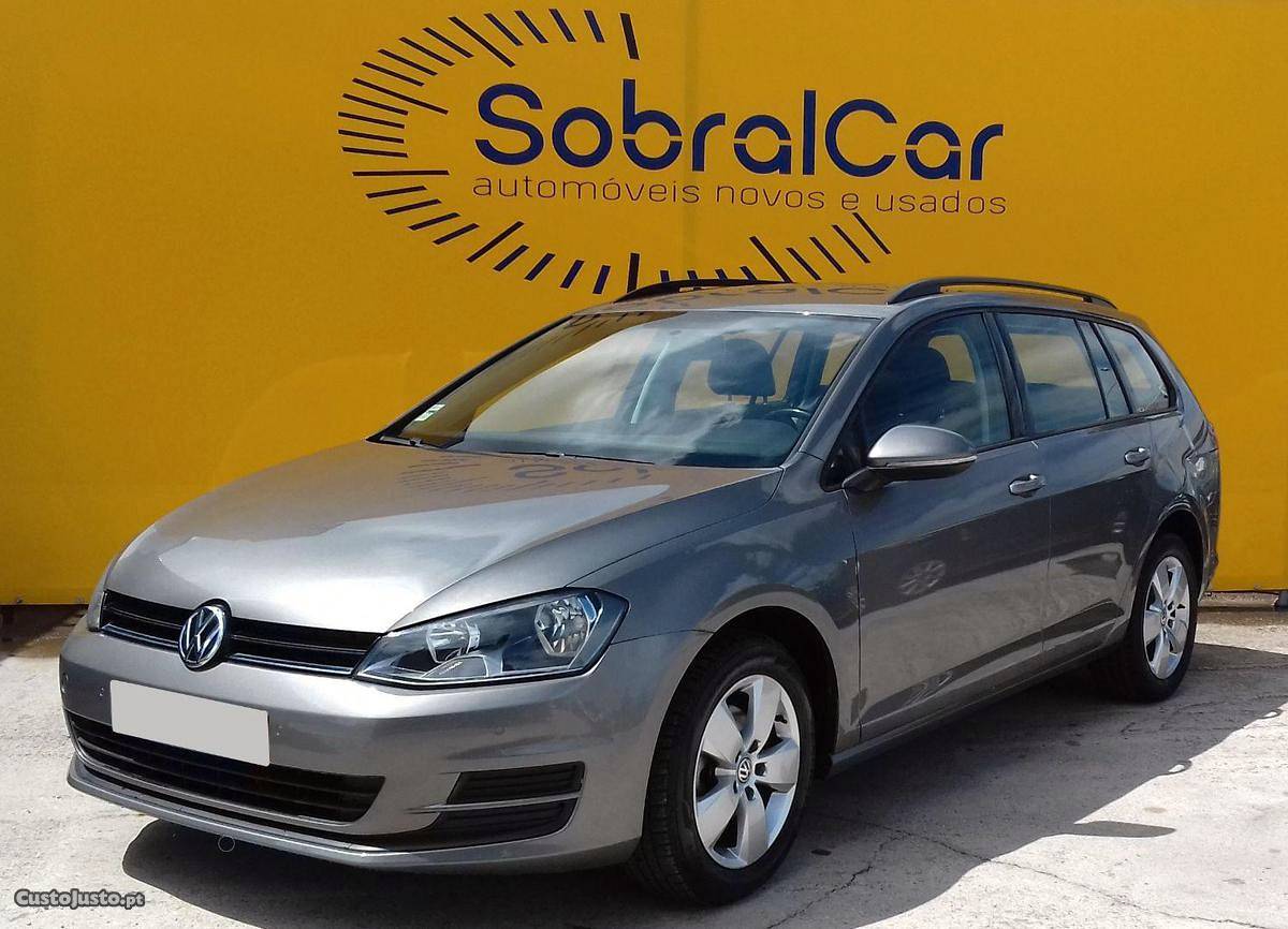 VW Golf 1.6 TDI Bluemotion Confortline Abril/15 - à venda -