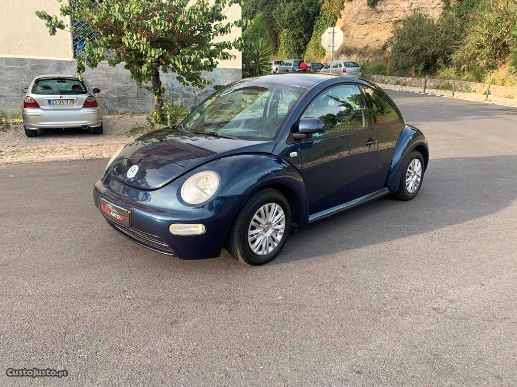 VW New Beetle 1.6 Junho/00 - à venda - Ligeiros