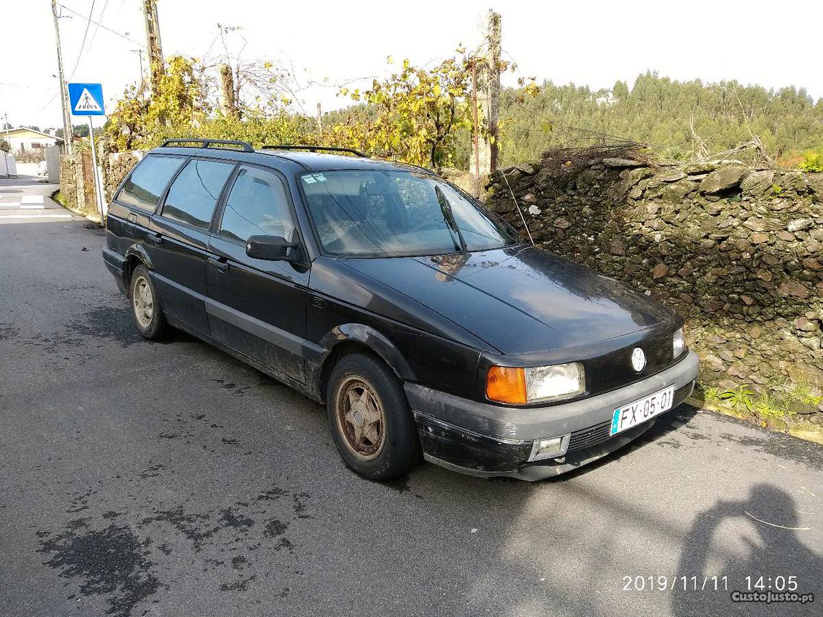 VW Passat sw Julho/90 - à venda - Ligeiros Passageiros,