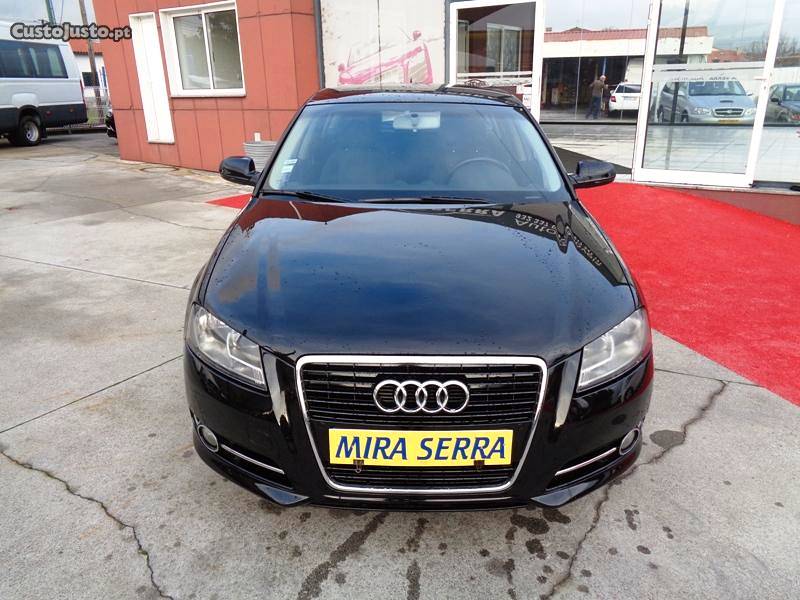 Audi A3 Sp 1.6 Tdi Ac/Gps Janeiro/11 - à venda - Ligeiros