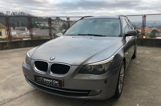 BMW 520 D Touring PELE/XENON/GPS/JLL 18 - Select Car
