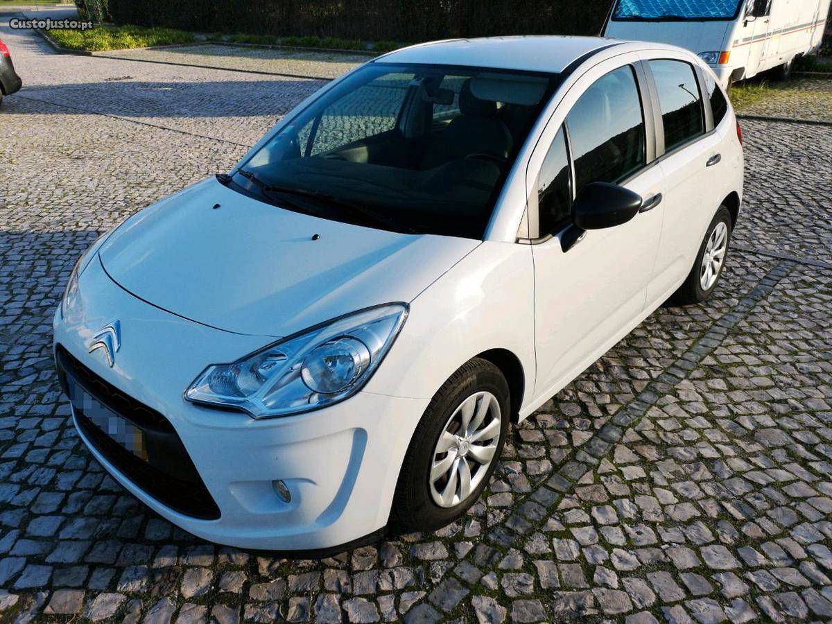 Citroën C3 1.4 HDI Novembro/12 - à venda - Ligeiros