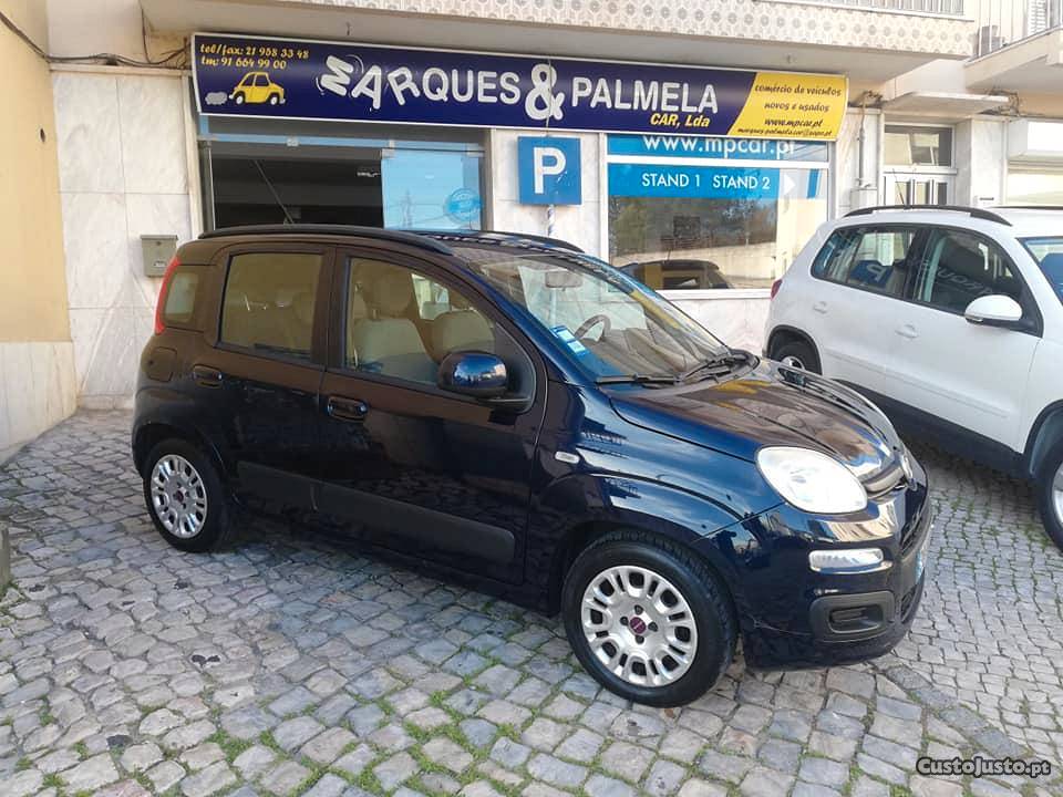 Fiat Panda 1.2 Lounge Junho/12 - à venda - Ligeiros