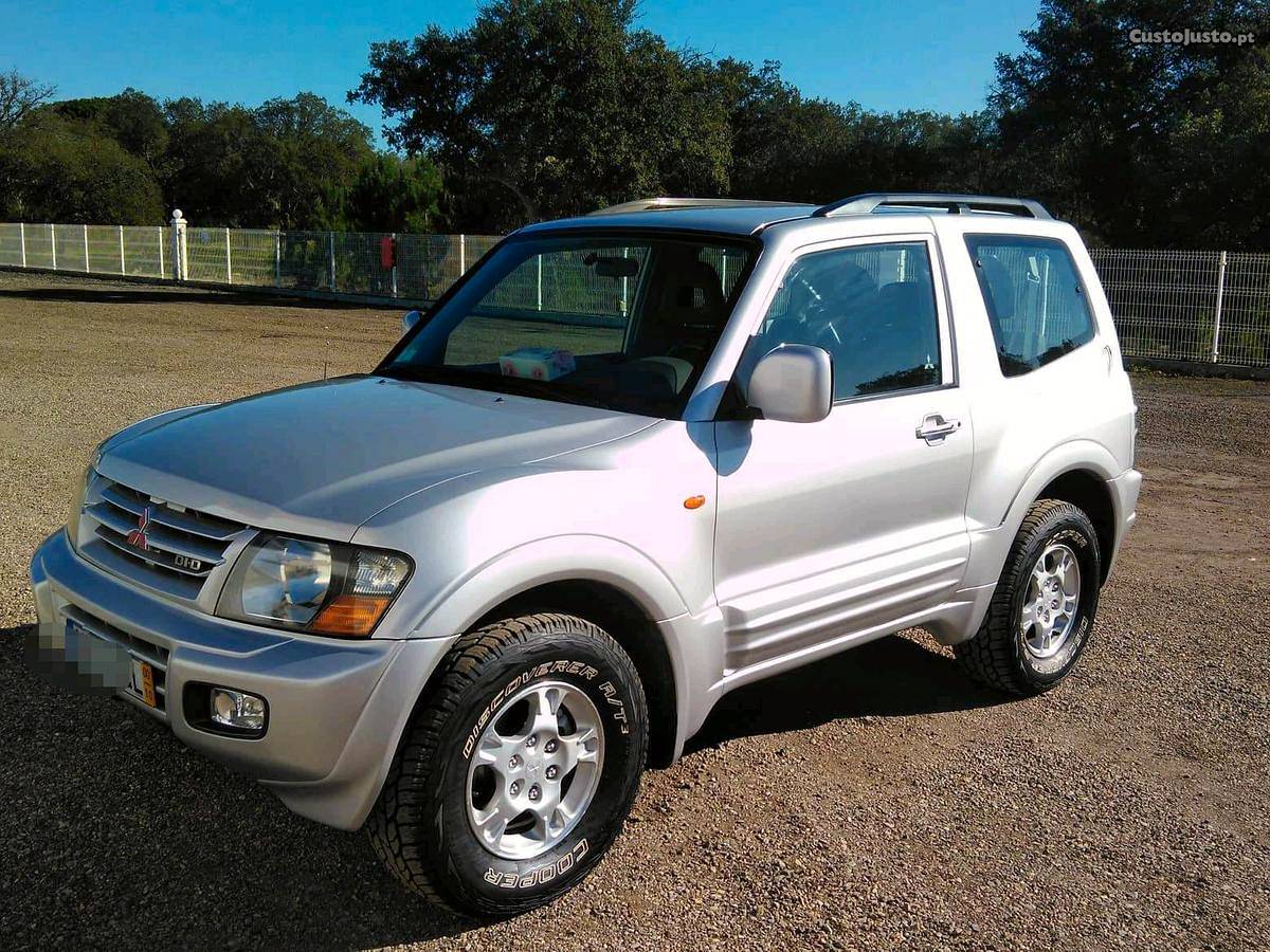 Mitsubishi Pajero III 3.2did Outubro/00 - à venda -