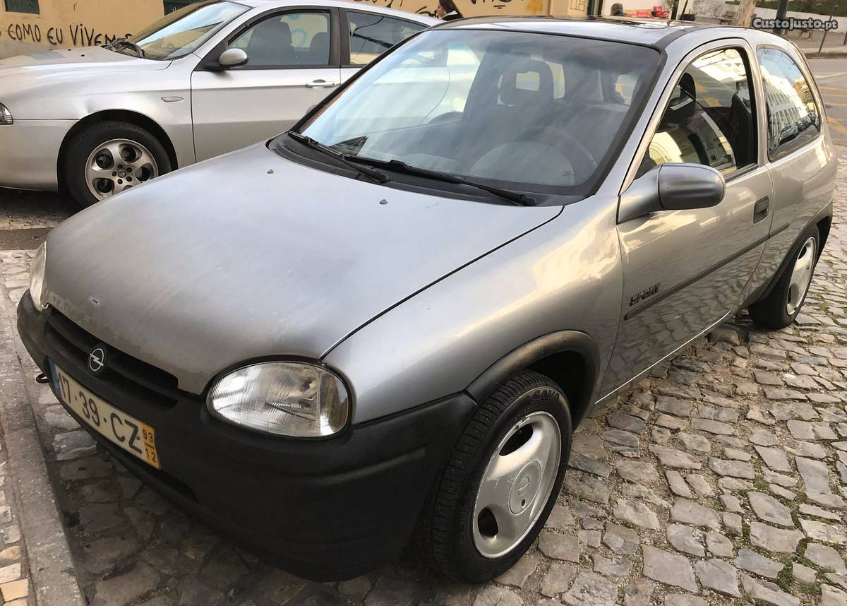 Opel Corsa B Sport 1.4 GPL Dezembro/92 - à venda - Ligeiros