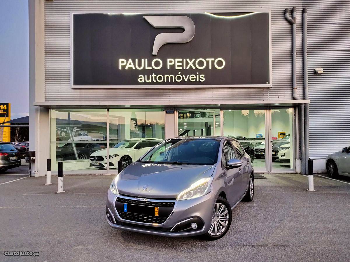 Peugeot  PureTech Signatu Fevereiro/19 - à venda -