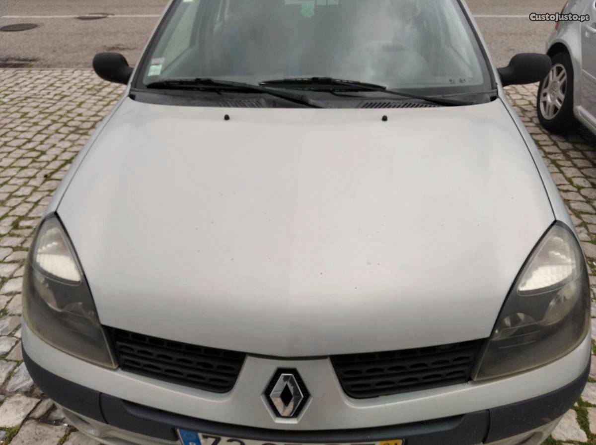 Renault Clio De 5 lugares dsi Agosto/01 - à venda -