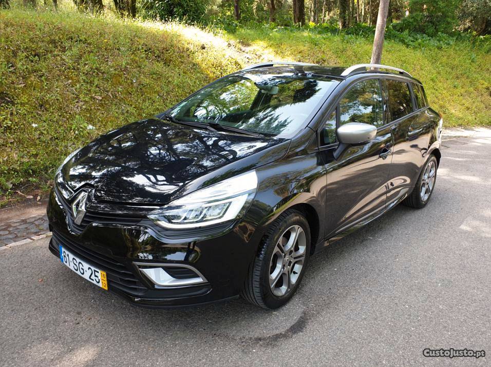 Renault Clio Sport Tourer GT Line Dezembro/16 - à venda -