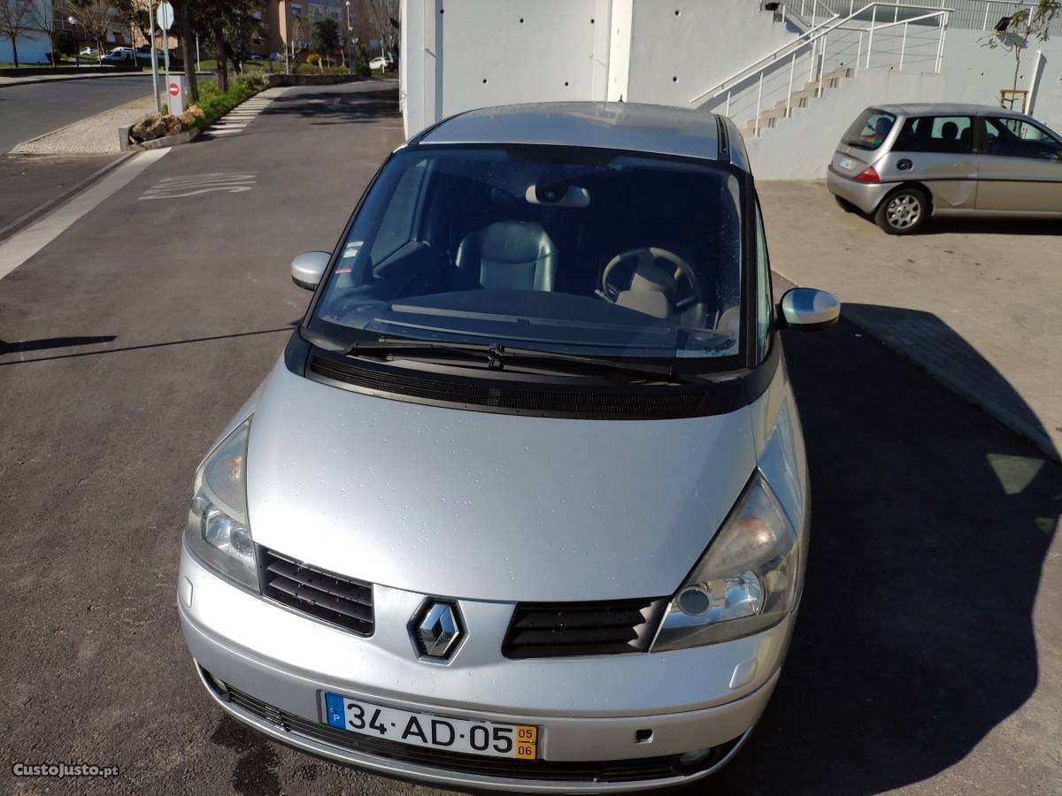 Renault Grand Espace 2.2Dci Initiale Junho/05 - à venda -
