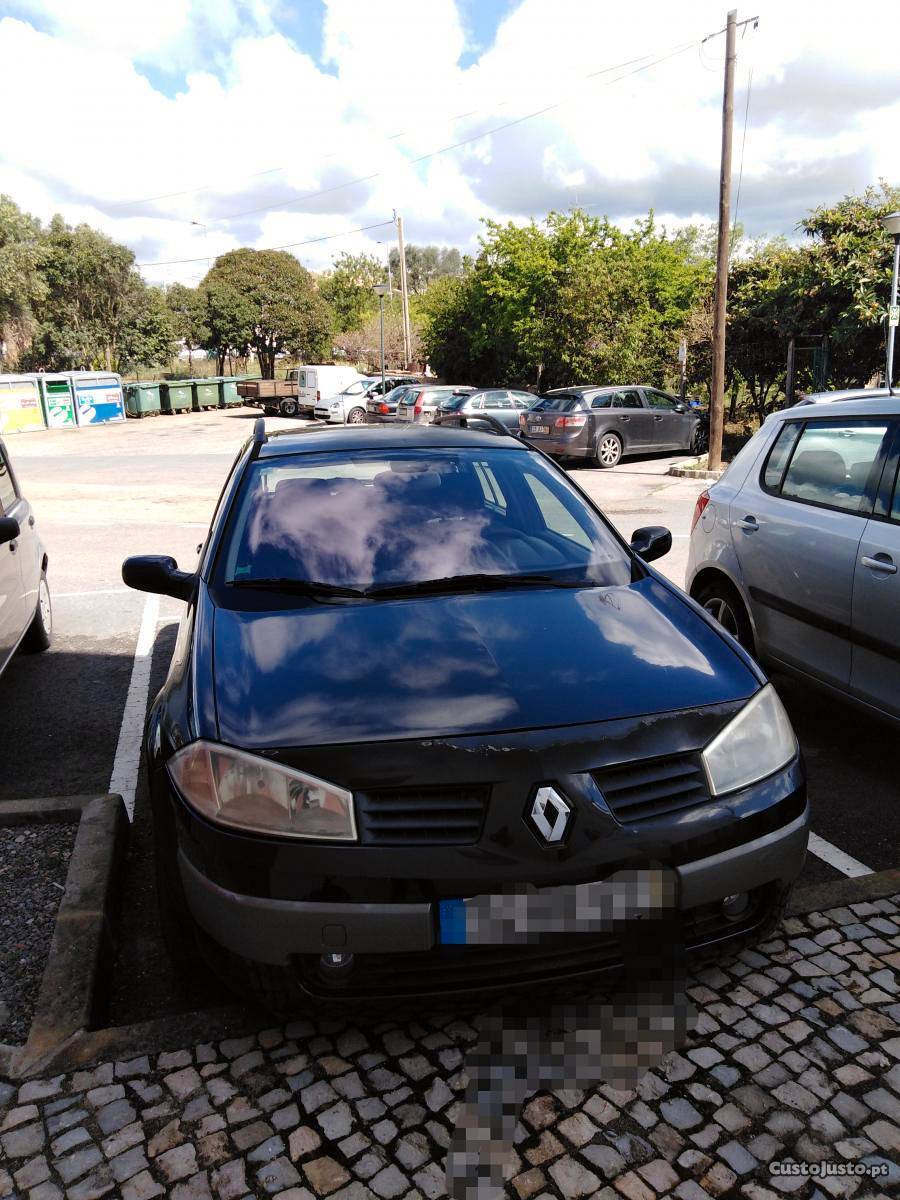 Renault Mégane Break Janeiro/04 - à venda - Ligeiros