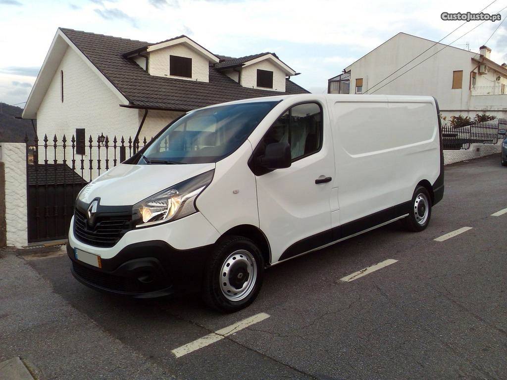 Renault Trafic 1.6 Frio Termógrafo Dezembro/17 - à venda -