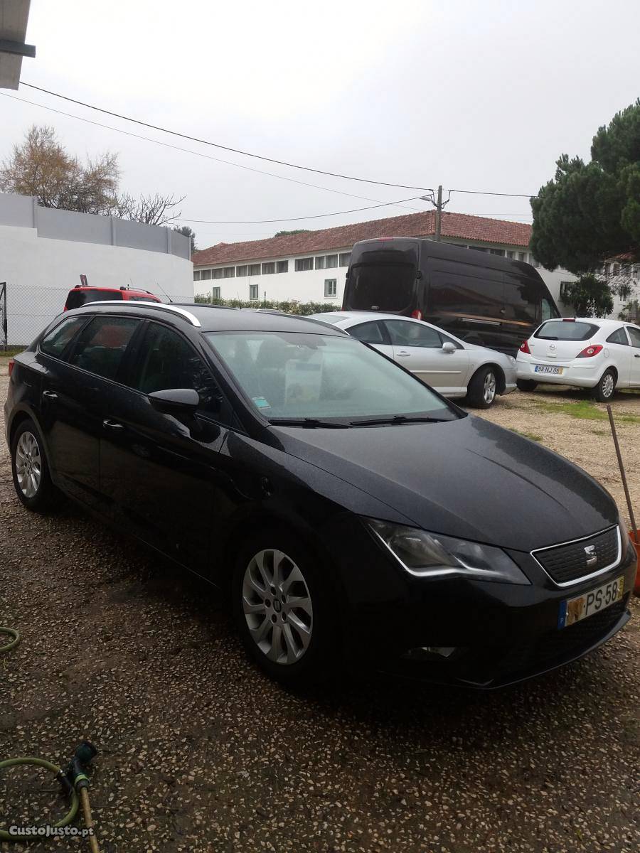 Seat Leon 1.6 tdi 110 sw Abril/15 - à venda - Ligeiros