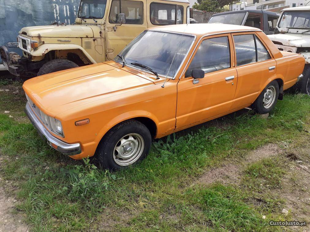 Toyota Carina Carina TA4L Fevereiro/80 - à venda - Ligeiros