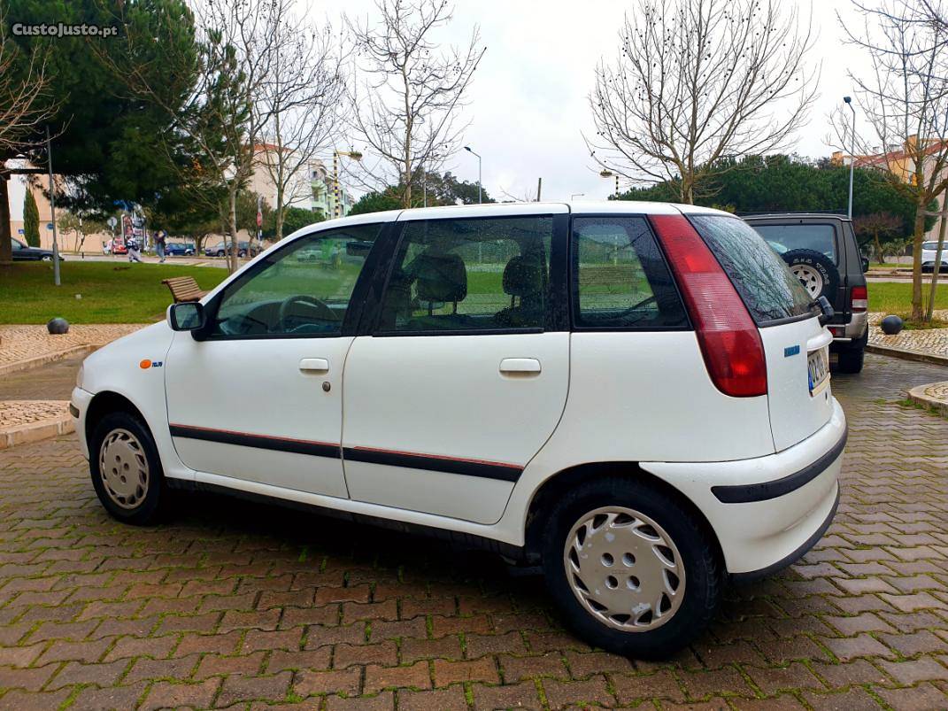 Fiat Punto Sport Fevereiro/98 - à venda - Ligeiros