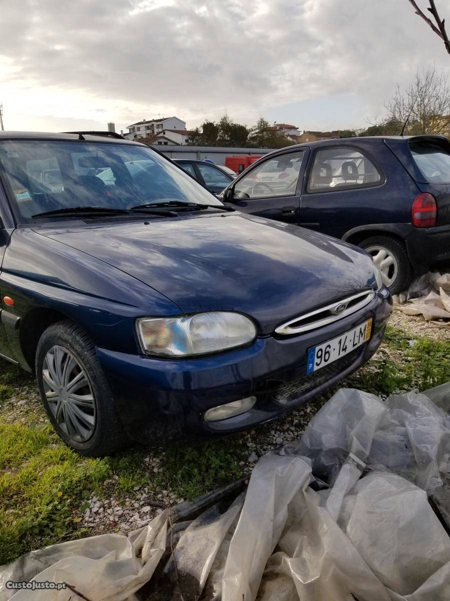 Ford Escort Passageiros Junho/98 - à venda - Ligeiros