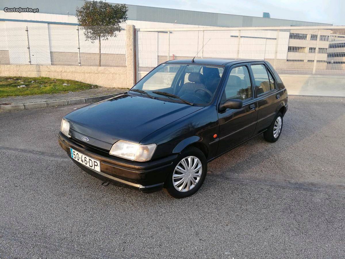 Ford Fiesta Cayman Abril/94 - à venda - Ligeiros